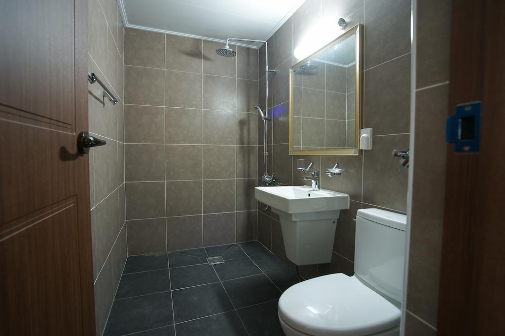 Baghdad House Villa Jeju Room photo